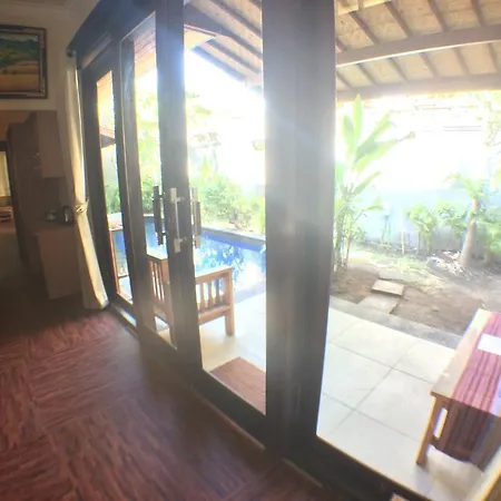 Villa Sahabat Gili Trawangan Exterior photo
