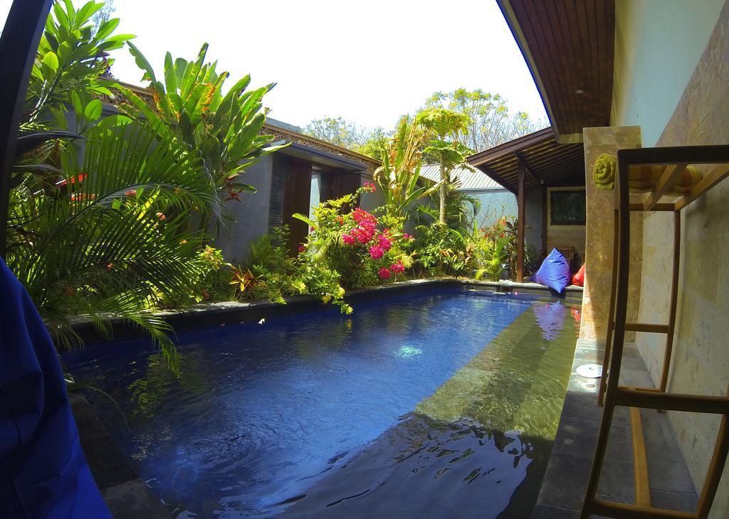 Villa Sahabat *